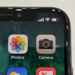 apple-iphone-x-hands-on-review-bezel-crop-800x533-c.jpg