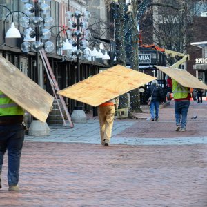 Boston - Quincy Market 01 processed - resize.jpg