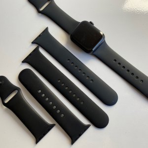 AW black sport band - 1.jpeg