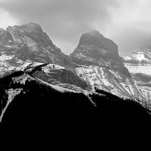 ThreeSisters04.jpg