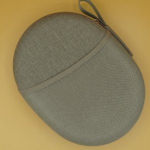 Sony-WH-1000XM4-case-1.jpg