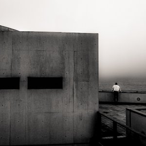 Cliff House and Man.jpg