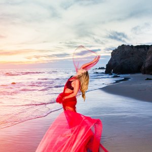 Caitlin-Valentine4.jpg
