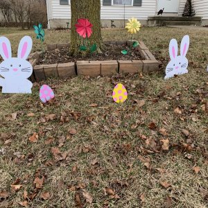 Easter decorations - front yard 2021.jpeg