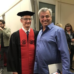 Tim-Cook-and-Eddy-Cue.jpg