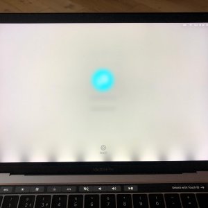 apple-stage-light-issue.jpg