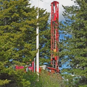 21_304WellRig.jpg