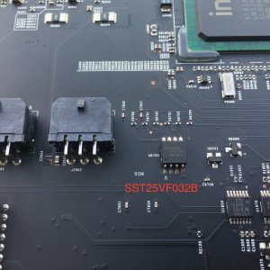 MP51 - E - U8700.SST25VF032B.JPG