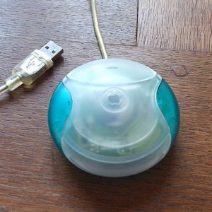 440px-Apple_USB_Mouse.JPG