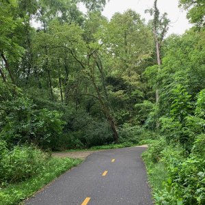Battelle Darby Creek - Camp Chase Trail - Paved path 5.jpeg