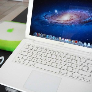 MacBook7.1_3.jpg