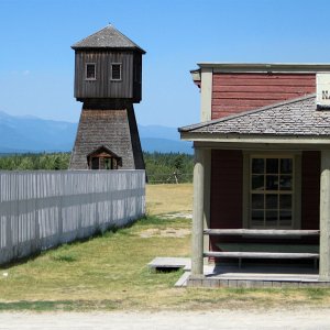 FS07_167FortSteele.jpg