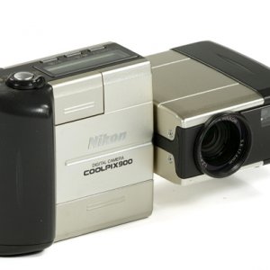 Nikon_Coolpix_900.jpg