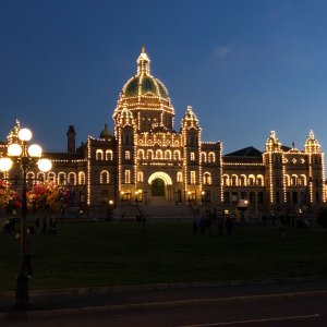 Victoria BC Parliament Building.JPG