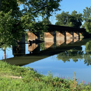 Greater Miami River Rec Trail - Railroad bridge over river 2.png