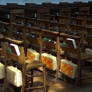 Holy Trinity Church, Stratford-upon-Avon, England.jpg