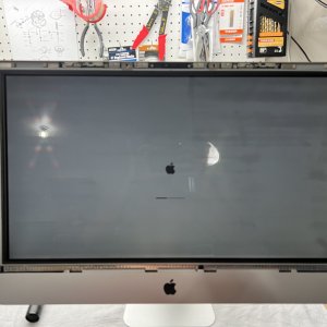 iMac Booting.JPG