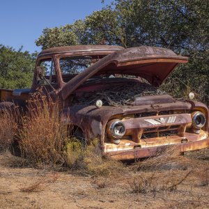 rusty truck 1086 rw 8.29.22.jpg