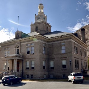 SilvertonCourtHouse.jpg