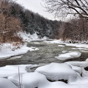 cold-river-snow-149547.jpg