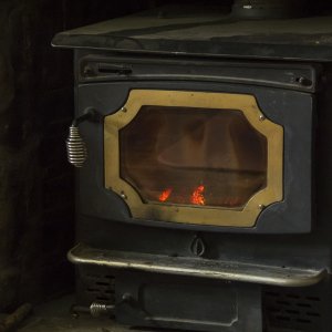 wood stove  2739 y 01.03.23.jpg