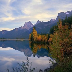 AB75_9_0DSprayLakes.jpg