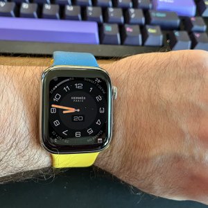 Watch1.jpg