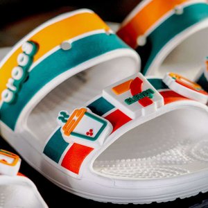 7-Eleven-Crocs-FT-2-BLOG0922-f331c11d160a472aa05f2c4504271b62.jpg