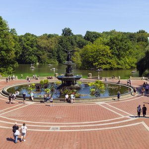 fountain1c1280.jpg