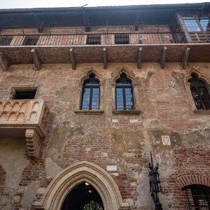 Verona - 2500px-33 PS.jpg