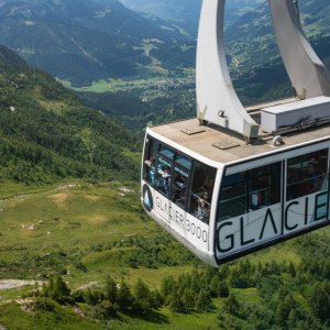 Glacier 2500px-34.jpg