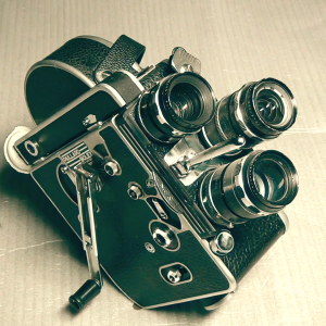 videoblocks-a-preserved-old-movie-camera-with-three-lenses_rhrvfwctg_thumbnail-full01.png