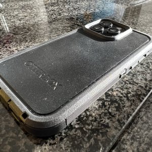 Otterbox Defender XT 2.jpg