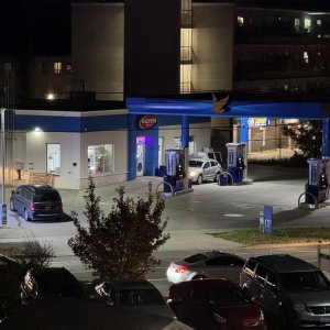 gas2.JPG