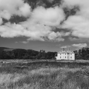 SaddellHouse20230622bw.jpg