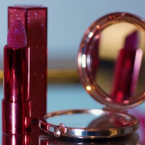 lipstick - 1.jpeg
