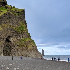 Reynisfjara.jpg