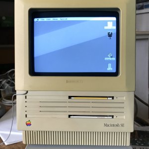 Mac SE1.jpg