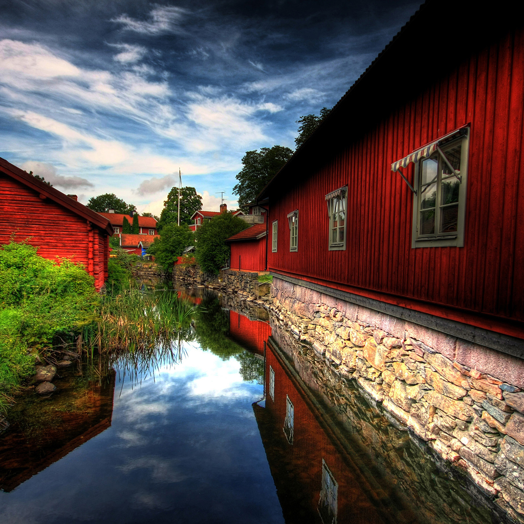 01717_redvillage_1024x1024.jpg