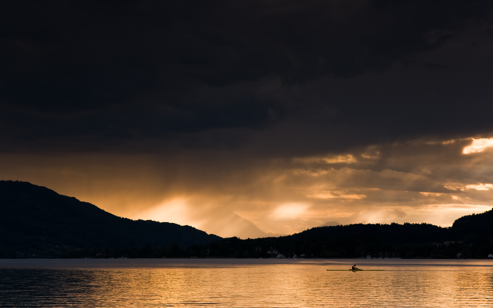 02603_whentheeveningcomes_1680x1050.jpg