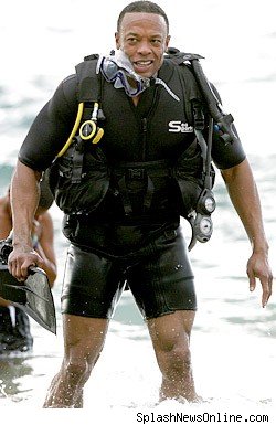0525_dr_dre_splash.jpg