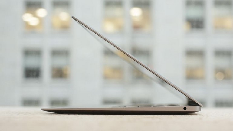 07-apple-macbook-air-2018_OK.jpg