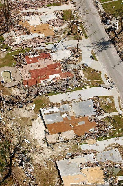 17kd185-katrina-destruction-images.jpg