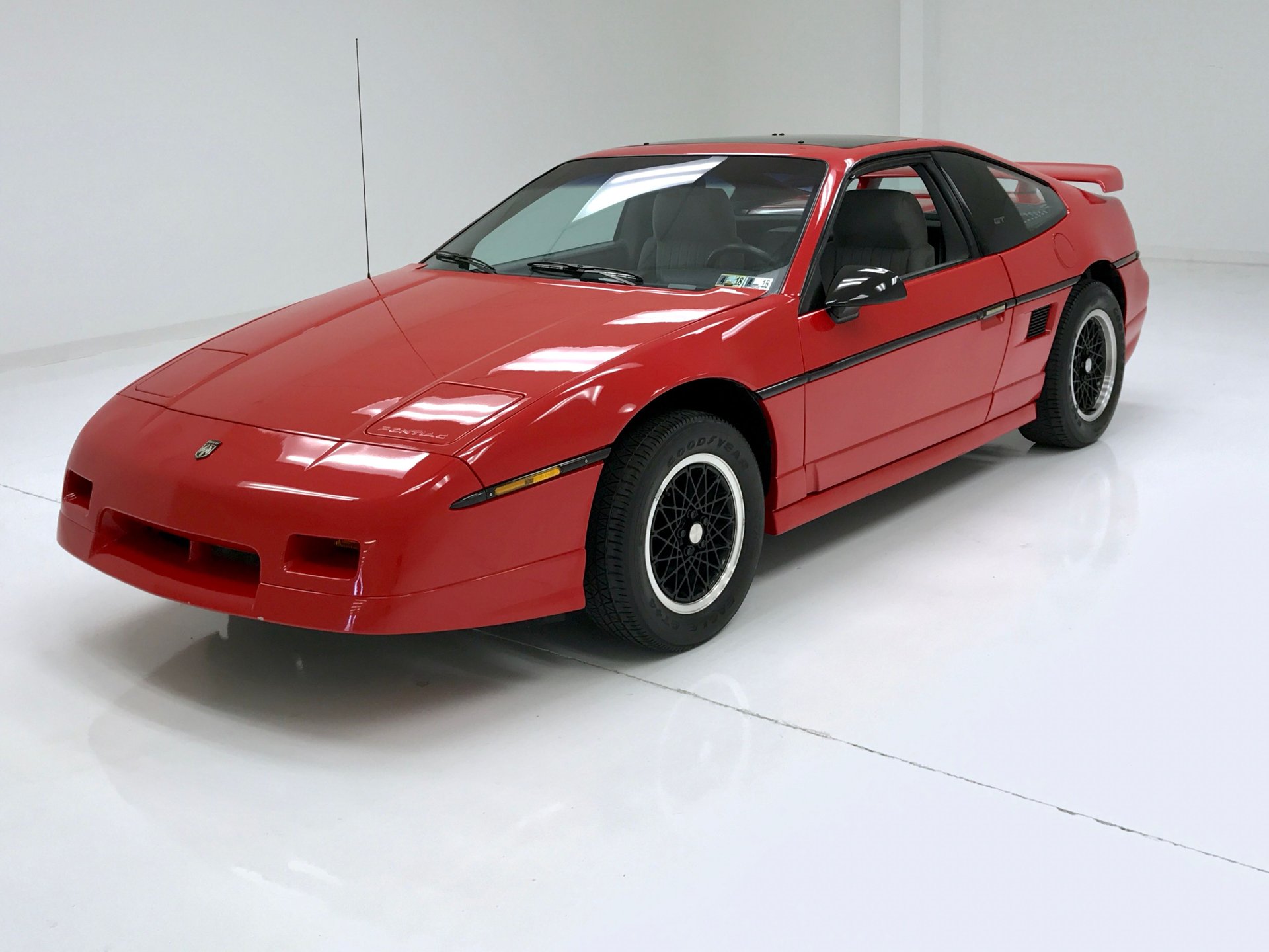 1988-pontiac-fiero-gt.jpeg