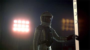 2001a.jpg