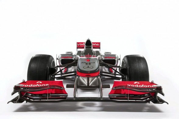 2010-McLaren-MP4-25-Formula-1-front.jpg