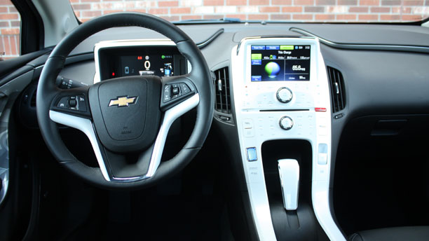 20101019_2011-chevy-volt-interior_612mz.jpg