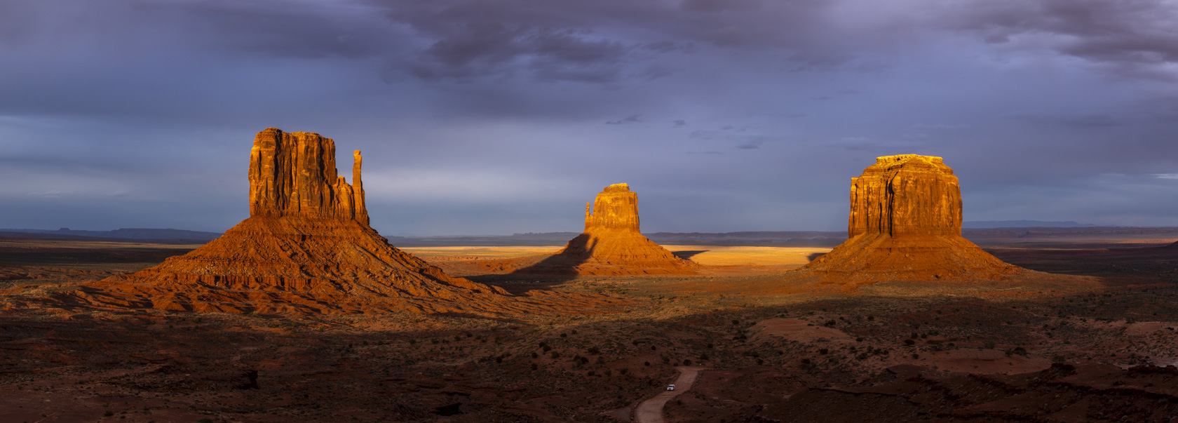 250328-Monument Valley_375-Pano.JPG