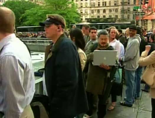 2WaitingCrowd.jpg