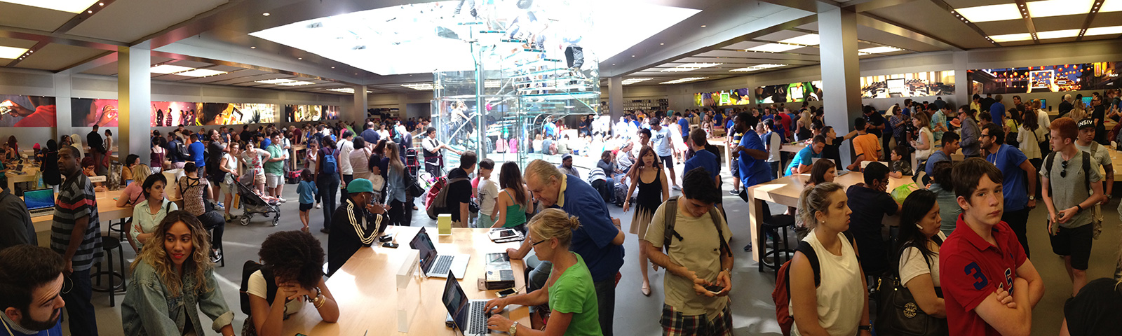 5th-ave-apple-store.jpg